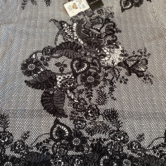NWT Leo & Ugo Paris amazing lace print tee. Size 2- small - Picture 4 of 8